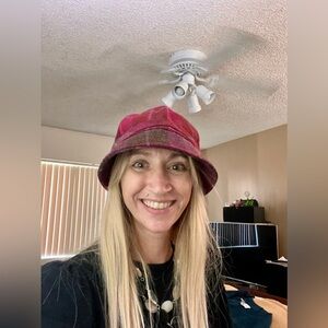 Multicolor plaid 1920’s flapper style wool-cotton hat from Scotland